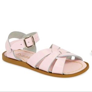 Salt Water Sandals in light pink